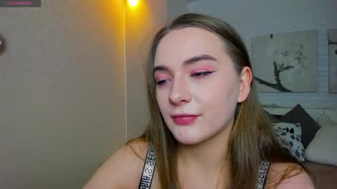 Snapshot of vitajoy_ chatting on 01-18-25, 11:21 Vita online show from 01-18-25, 11:21