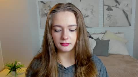 Snapshot of vitajoy_ chatting on 01-26-25, 12:22 Vita online show from 01-26-25, 12:22