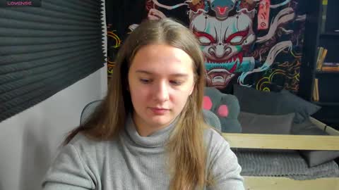 Snapshot of vitajoy_ chatting on 02-18-25, 12:28 Vita online show from 02-18-25, 12:28