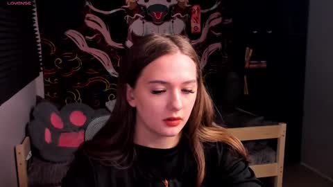 Snapshot of vitajoy_ chatting on 02-25-25, 07:03 Vita online show from 02-25-25, 07:03