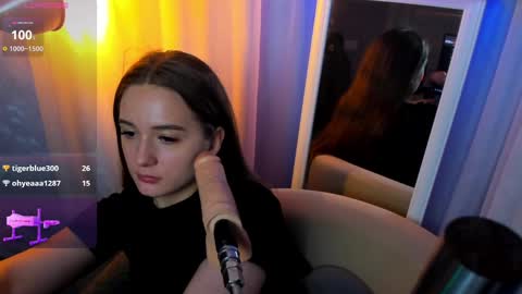 Snapshot of vitajoy_ chatting on 03-04-25, 04:52 Vita online show from 03-04-25, 04:52