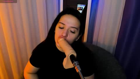 Snapshot of vitajoy_ chatting on 03-06-25, 10:41 Vita online show from 03-06-25, 10:41