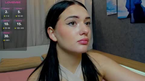 Snapshot of vitajoy_ chatting on 09-26-25, 10:41 Vita online show from 09-26-25, 10:41