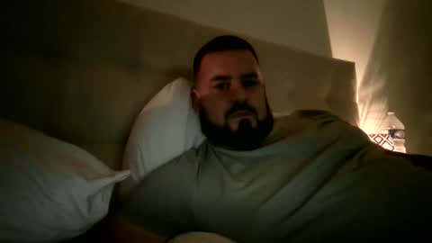 Snapshot of vitanovam chatting on 11-04-25, 08:19 Mattie online show from 11-04-25, 08:19