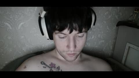 vitiligoboyy online show from 05-14-26, 02:07