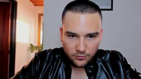 Vito Ferrer online show from 01-15-25, 10:24