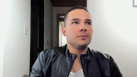 Vito Ferrer online show from 01-23-25, 11:47