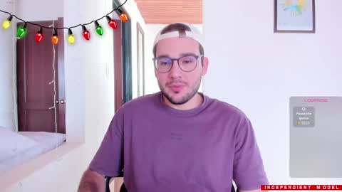 Vito Ferrer online show from 12-02-25, 07:09