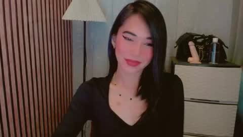 SANDRA GOING YOU online show from 05-08-26, 12:27