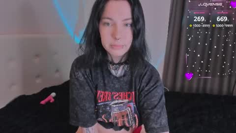 Vivi   online show from 08-02-26, 05:11