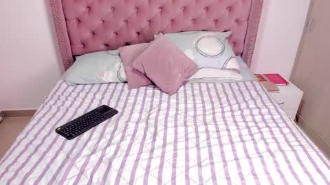 vivi cooper online show from 02-14-25, 09:43