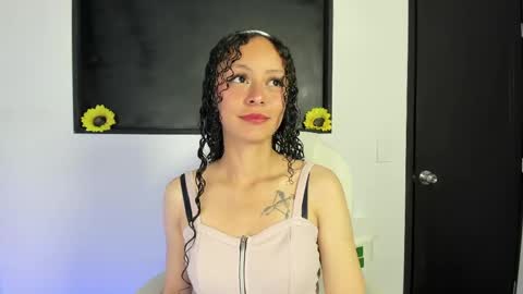 Vivi online show from 04-25-26, 03:53