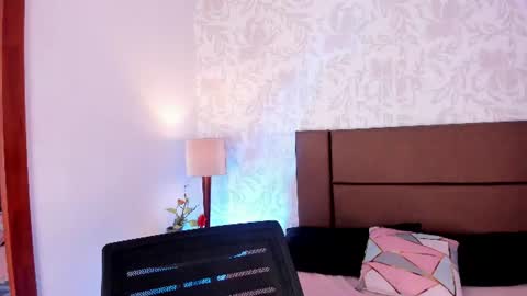 Vivi online show from 06-29-26, 03:57