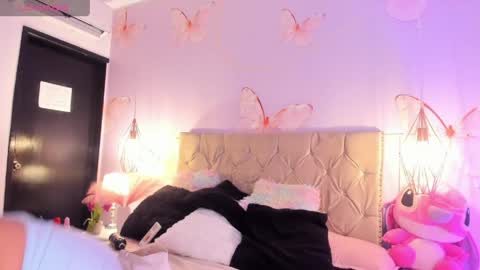 Viviana  online show from 03-22-26, 09:40