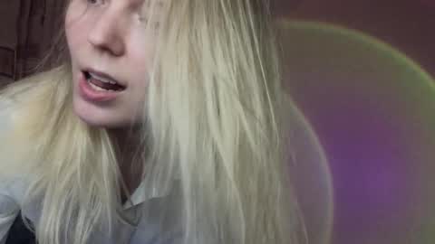 vivian_alison online show from 12-04-25, 07:00