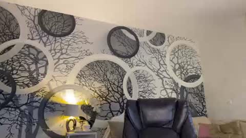 Vivian Evans online show from 06-11-26, 01:05
