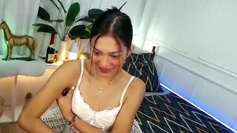 Vivian online show from 03-05-25, 07:06