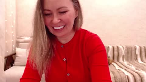 Vivian online show from 03-19-26, 03:49