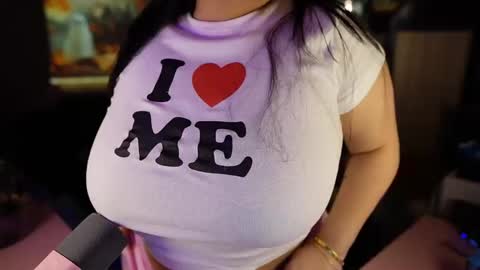 Snapshot of vivianaortega chatting on 09-28-25, 05:35 Vivi online show from 09-28-25, 05:35