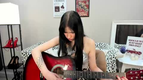 Snapshot of viviancaro chatting on 04-16-26, 09:39 VivianCaro online show from 04-16-26, 09:39