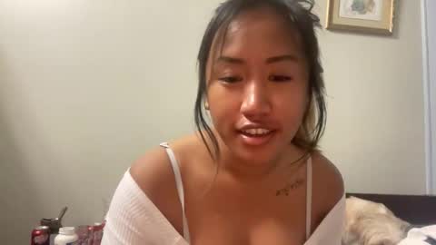 viviandela97 online show from 04-22-26, 03:42