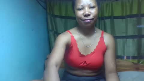 viviane0812 online show from 10-25-25, 11:51