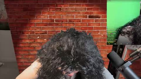 Snapshot of vivianfrost chatting on 01-15-26, 05:12 VivianFrosty online show from 01-15-26, 05:12