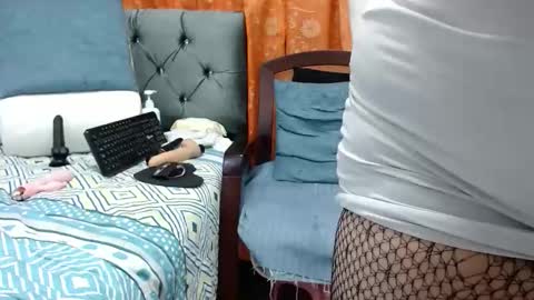 ViviannaJhonson online show from 04-10-26, 01:11