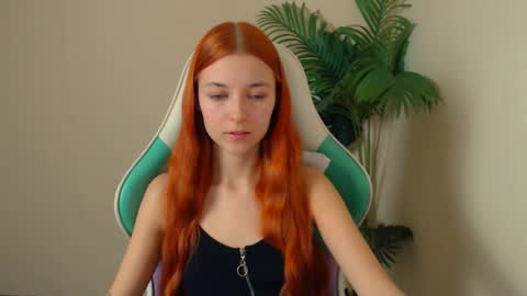 Vivien online show from 01-14-26, 07:52