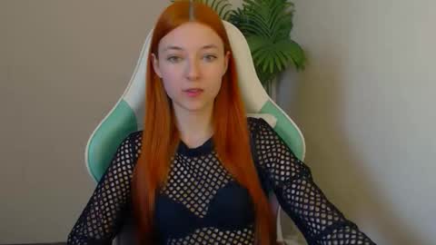 Vivien online show from 04-28-26, 06:35