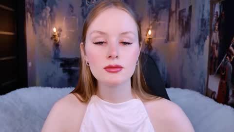 Vivien online show from 11-29-25, 01:25