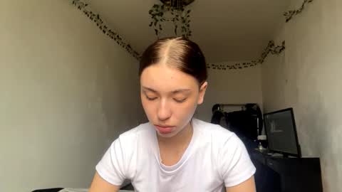 Vivi online show from 11-05-25, 07:08