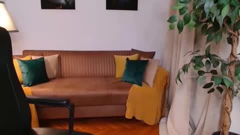 Vivienne online show from 03-02-26, 04:36