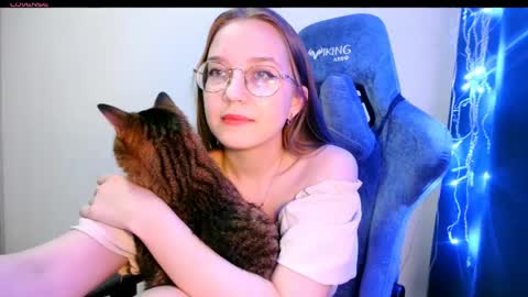 Snapshot of vivivivikkie chatting on 06-04-26, 09:32 vivivivikkie online show from 06-04-26, 09:32