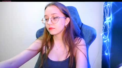 Snapshot of vivivivikkie chatting on 06-07-26, 09:07 vivivivikkie online show from 06-07-26, 09:07