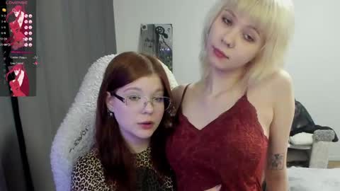 chatur babes online show from 04-19-26, 07:27