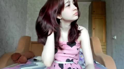 Snapshot of vixen_lab chatting on 05-17-26, 03:26 Nika 18 . online show from 05-17-26, 03:26