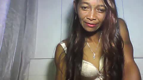 Snapshot of vixen_lina chatting on 06-13-26, 05:55 vixen_lina online show from 06-13-26, 05:55
