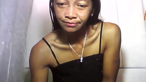 Snapshot of vixen_lina chatting on 06-20-26, 07:00 vixen_lina online show from 06-20-26, 07:00
