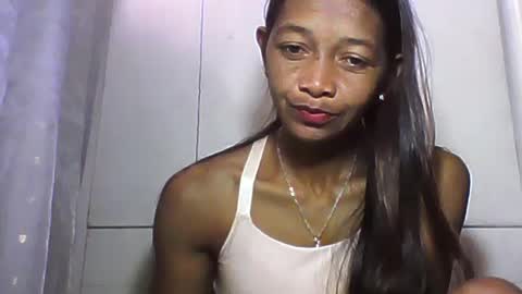 Snapshot of vixen_lina chatting on 06-23-26, 06:22 vixen_lina online show from 06-23-26, 06:22