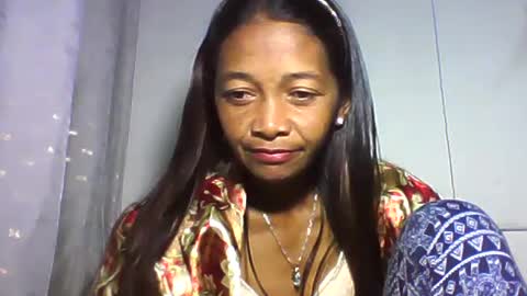 Snapshot of vixen_lina chatting on 06-24-26, 06:40 vixen_lina online show from 06-24-26, 06:40