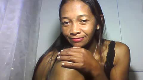 Snapshot of vixen_lina chatting on 07-02-26, 06:36 vixen_lina online show from 07-02-26, 06:36
