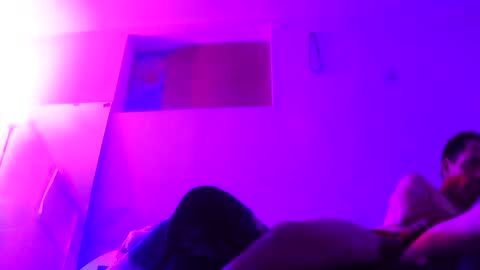 Snapshot of vknow chatting on 03-06-25, 01:14 vknow online show from 03-06-25, 01:14