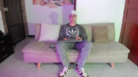 Vlad online show from 04-05-26, 03:47