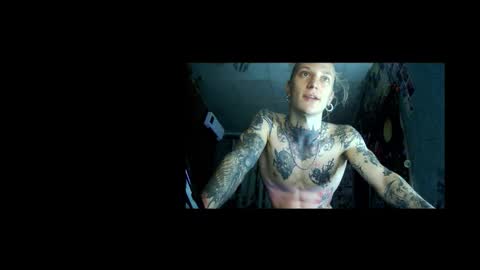 Elf online show from 10-23-25, 03:44