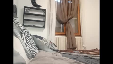 volpecesare419 online show from 02-23-25, 04:35