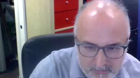 Snapshot of volpi72 chatting on 04-23-26, 06:21 volpi72 online show from 04-23-26, 06:21