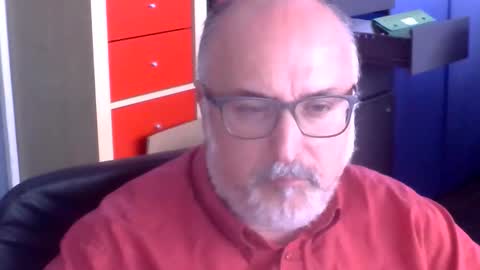 Snapshot of volpi72 chatting on 04-30-26, 11:05 volpi72 online show from 04-30-26, 11:05
