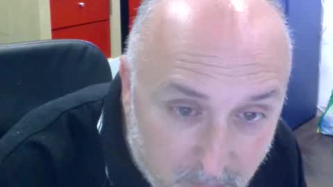 Snapshot of volpi72 chatting on 05-18-26, 05:30 volpi72 online show from 05-18-26, 05:30