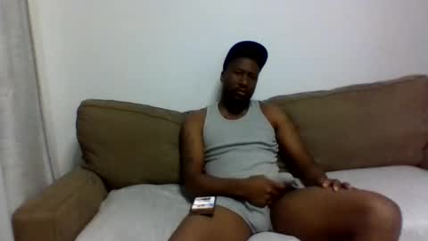 Snapshot of vondon69 chatting on 11-05-25, 04:34 Dashawn online show from 11-05-25, 04:34